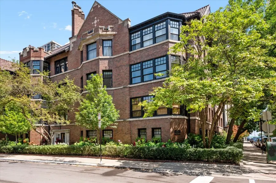 1235 N Astor Street #2N, Chicago, IL 60610 - #3