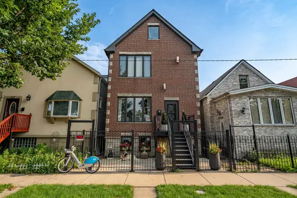 539 W 44th Place, Chicago, IL 60609