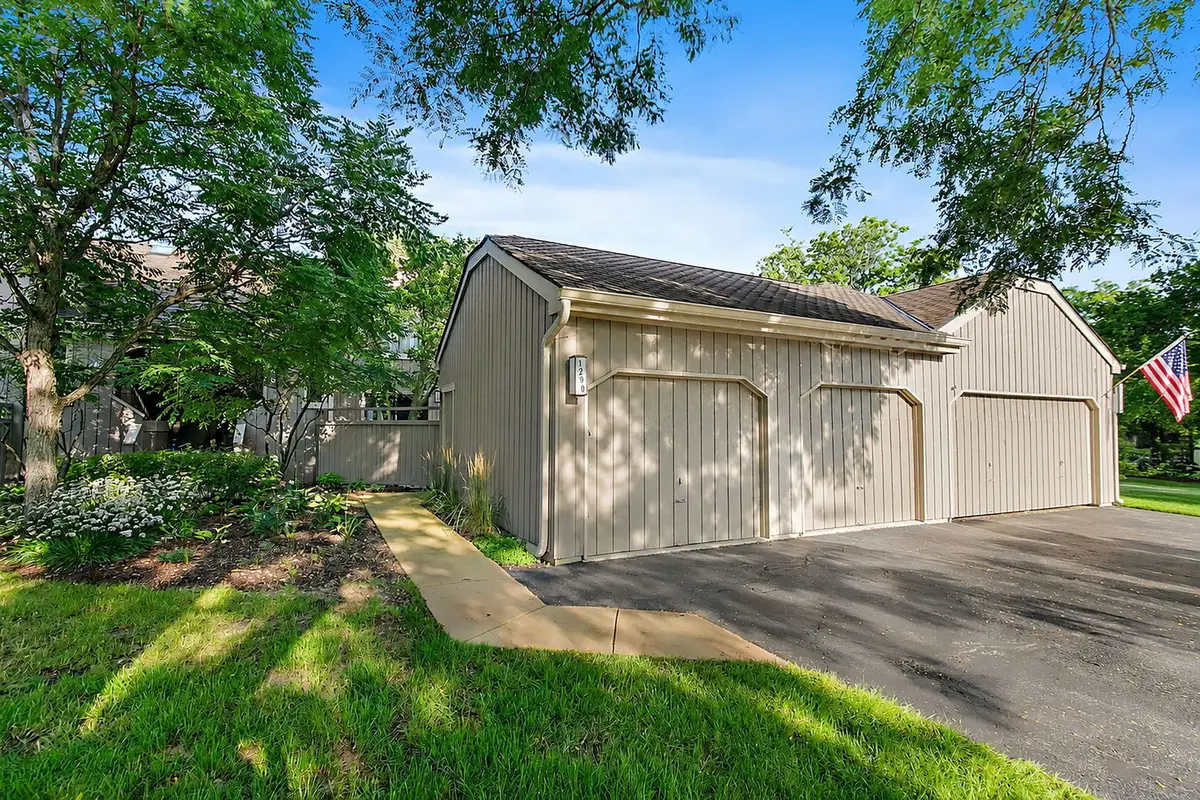 1290 Oak Hill Road #B, Lake Barrington, IL 60010 - #1