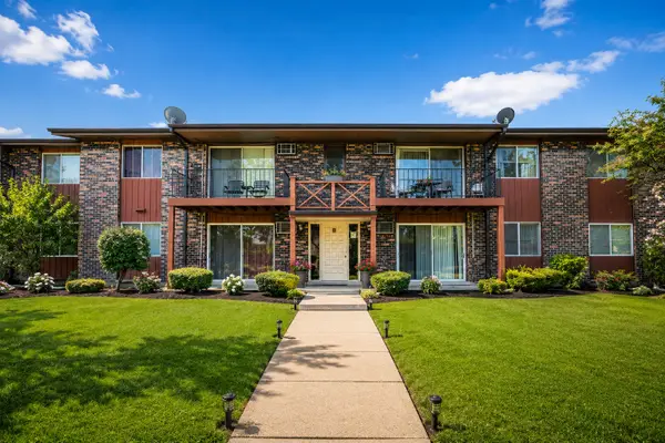 247 N Neltnor Boulevard #F2B, West Chicago, IL 60185