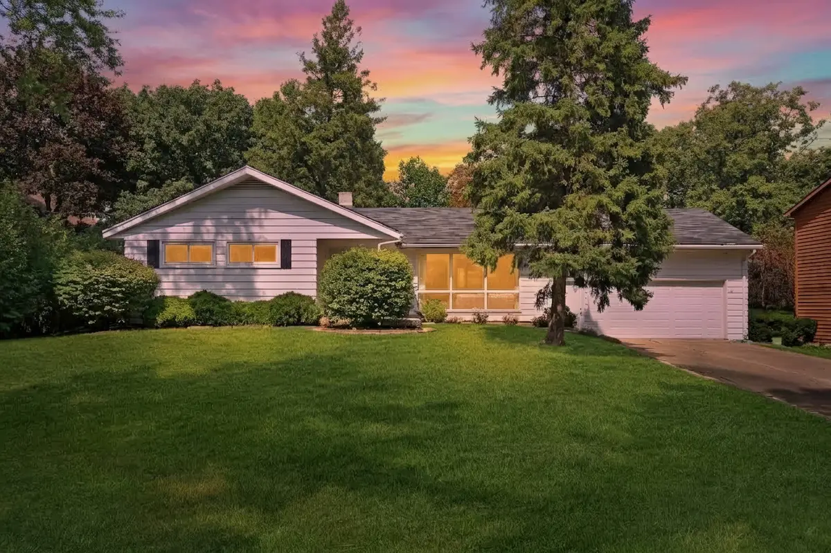 2414 Sunset Avenue, Waukegan, IL 60087 - #1