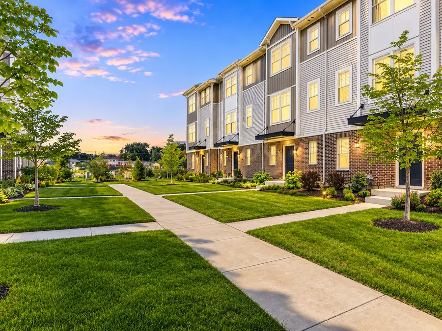 1035 Wren Road, Des Plaines, IL 60018 - #3