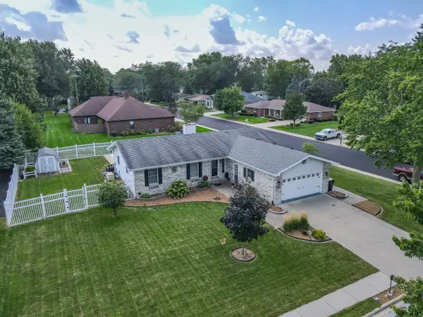 390 W Sixth Street, Manteno, IL 60950