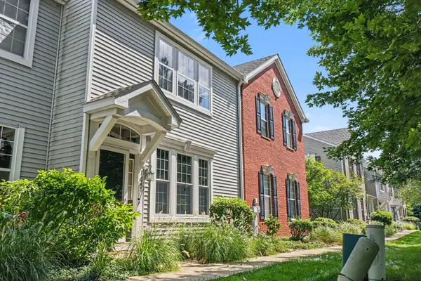 145 Springbrook Trail, Oswego, IL 60543