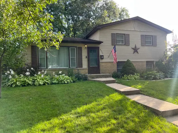 5717 Dover Road, Oak Forest, IL 60452