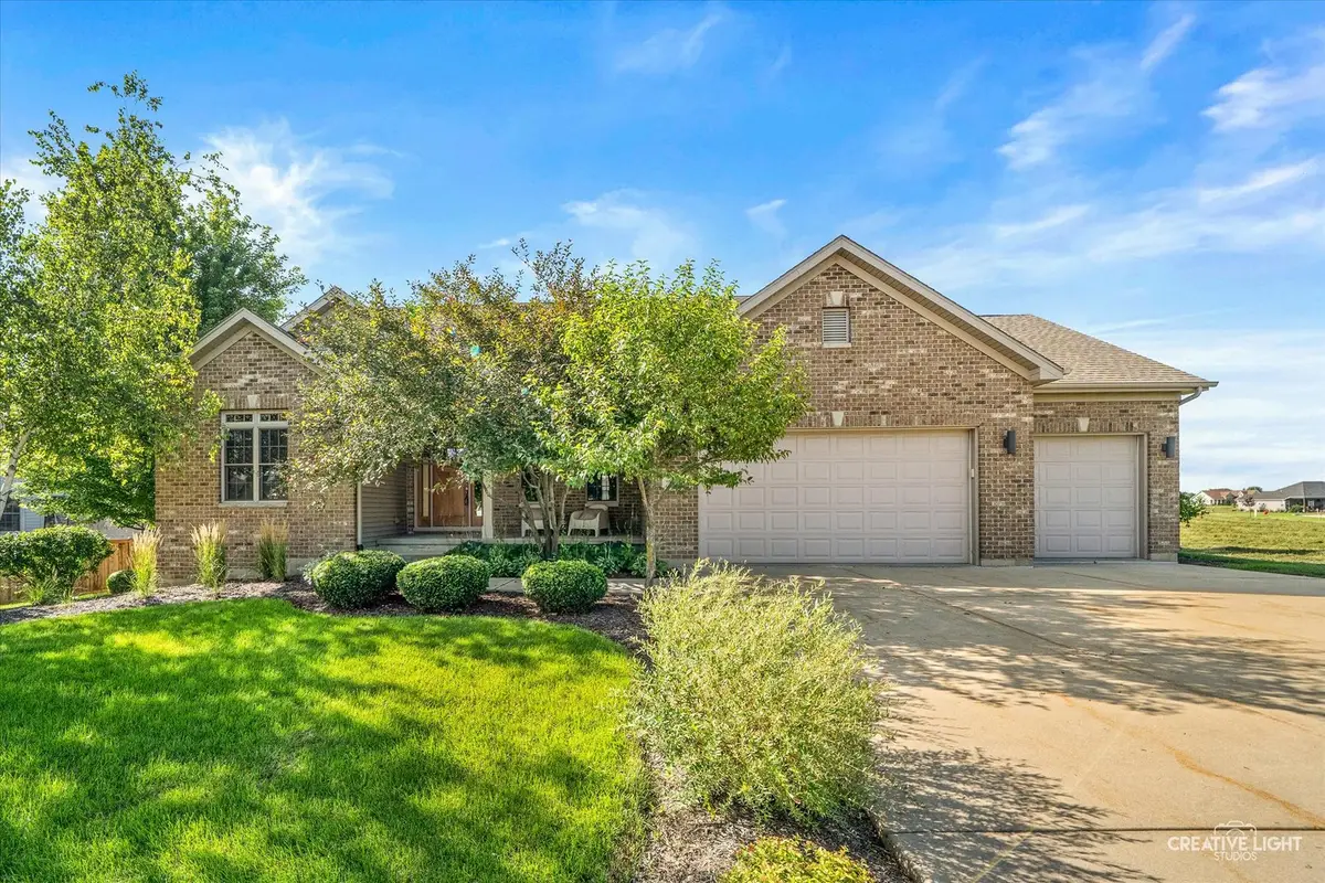 724 Emanuel Lane, Sycamore, IL 60178 - #1