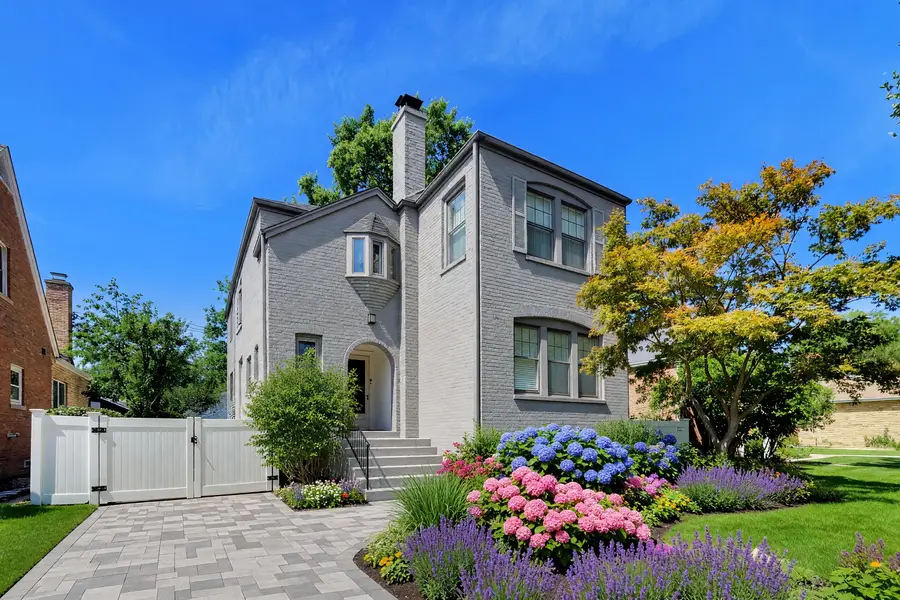 1820 S Ashland Avenue, Park Ridge, IL 60068 - #3