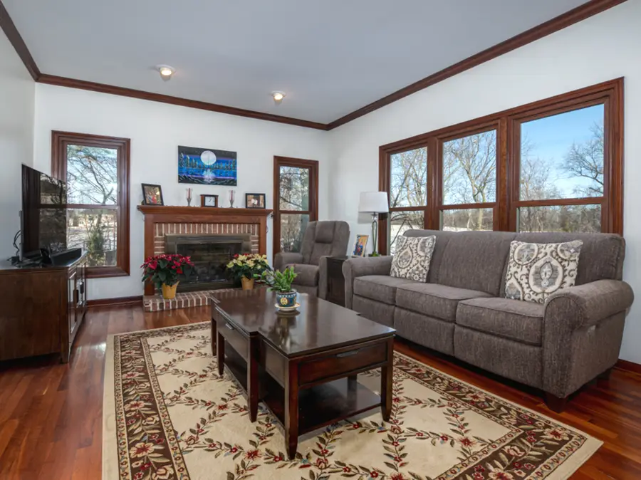 1351 Callen Lane, Des Plaines, IL 60016 - #3