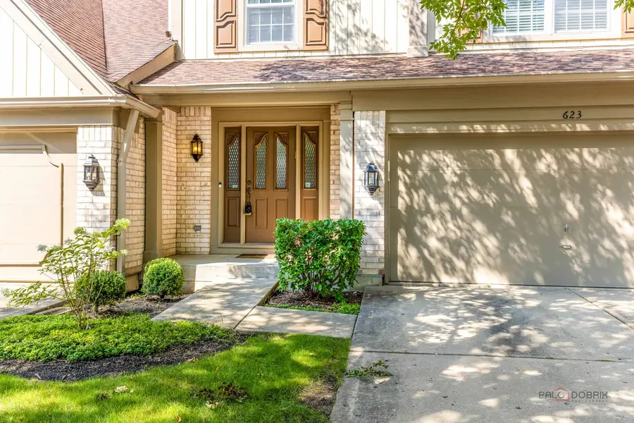 623 Cherbourg Court N, Buffalo Grove, IL 60089 - #2