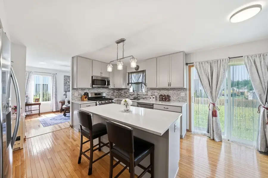 390 Deering Lane, Bolingbrook, IL 60440 - #2