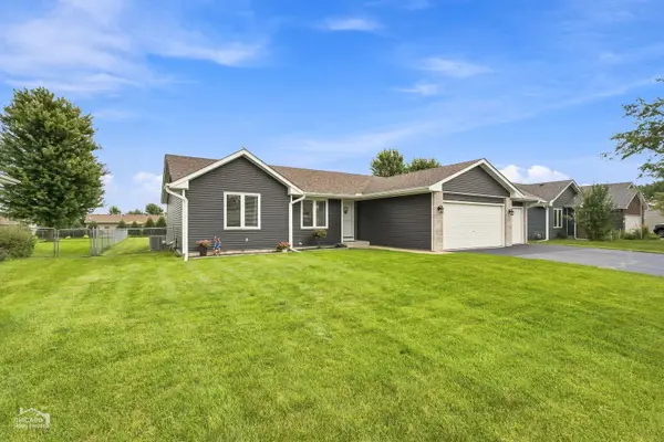 235 Sundance Trail, Capron, IL 61012