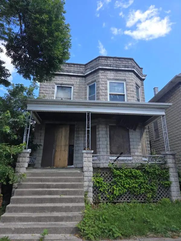 7137 S Carpenter Street, Chicago, IL 60621 - #1