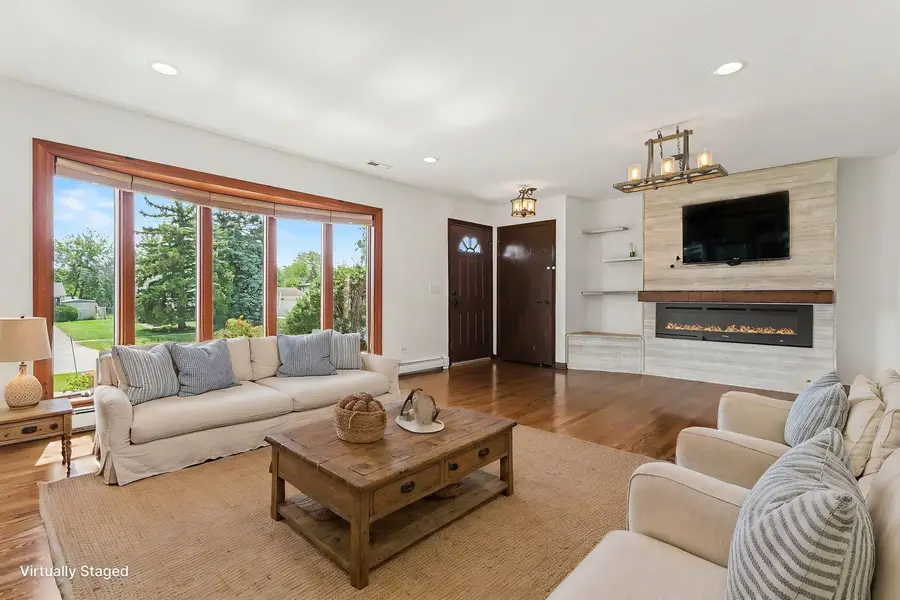15W632 Virginia Lane, Elmhurst, IL 60126 - #2