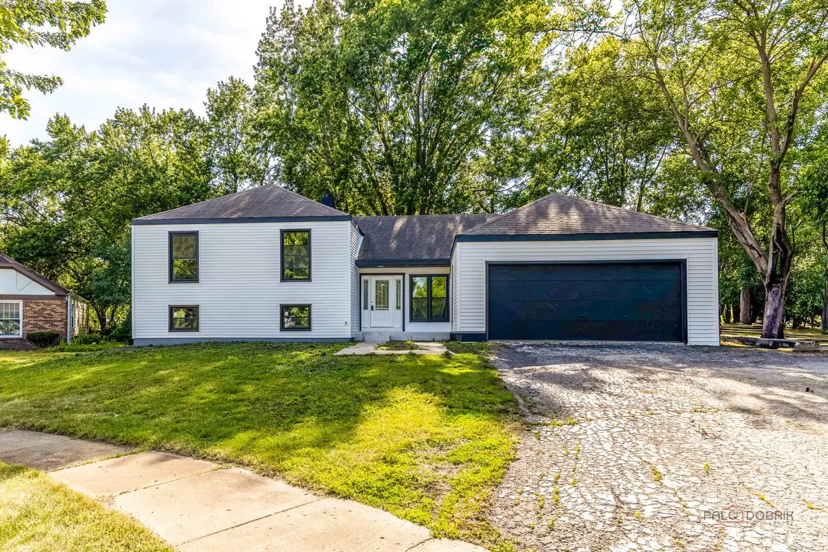 1482 Pebblestone Cove, Wheaton, IL 60189 - #1