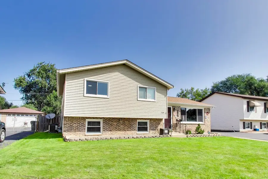 720 Warrior Drive, Round Lake Heights, IL 60073 - #2