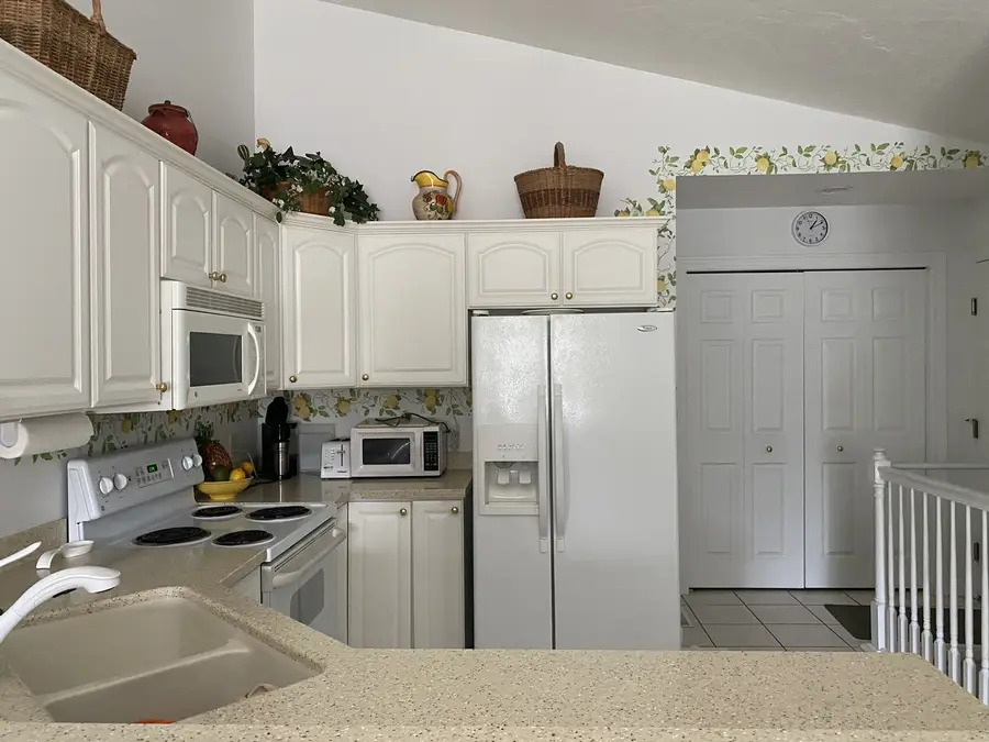 5091 56th Avenue Court, Bettendorf, IA 52722 - #3