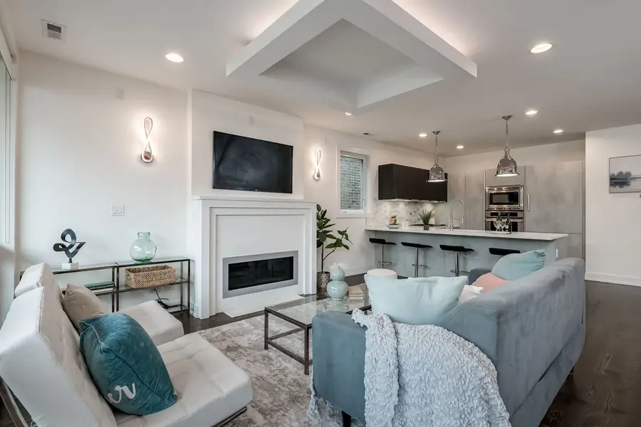 2210 W Chicago Avenue #3W, Chicago, IL 60622 - #3
