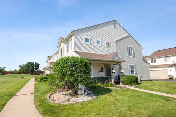 138 Azalea Circle #138, Romeoville, IL 60446