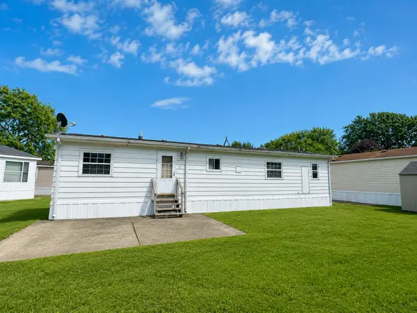 6 Patrick Court, Lynwood, IL 60411