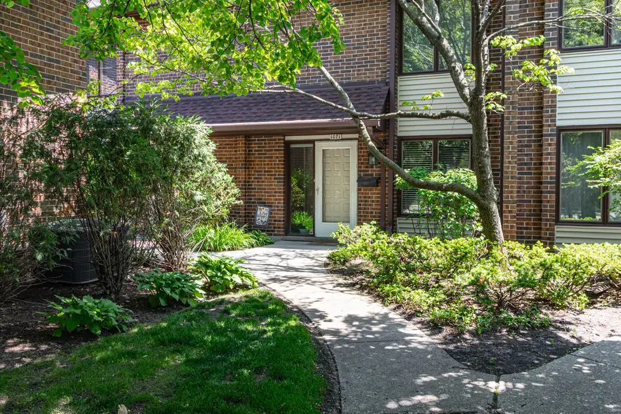 1071 Deerfield Place, Highland Park, IL 60035 - #3