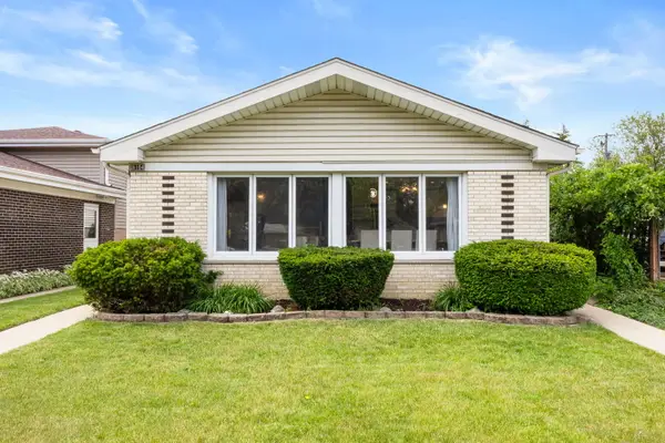 8104 Gross Point Road, Morton Grove, IL 60053