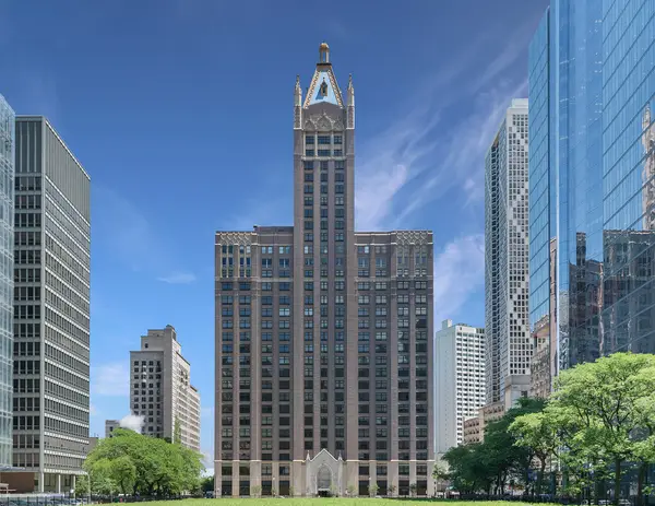 680 N Lake Shore Drive #1008, Chicago, IL 60611
