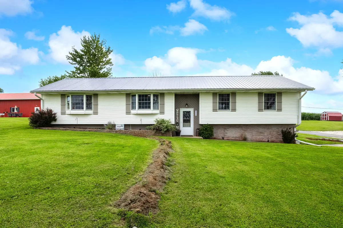 8958 Il Hwy 82, Cambridge, IL 61238 - #1