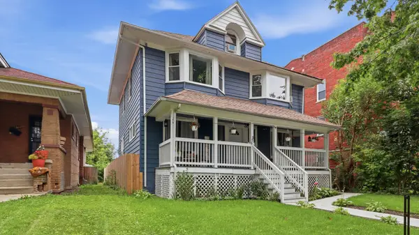 808 S 15th Avenue, Maywood, IL 60153