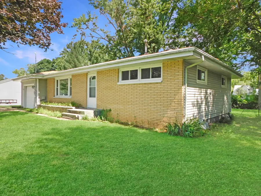 519 Ravine Street, South Beloit, IL 61080 - #3