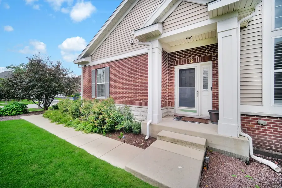 1031 Ravendale Court, Naperville, IL 60540 - #2