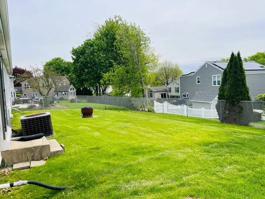 1915 Lawson Road, Schaumburg, IL 60194 - #3