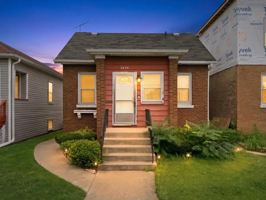 2636 Kenilworth Avenue, Berwyn, IL 60402 - #2