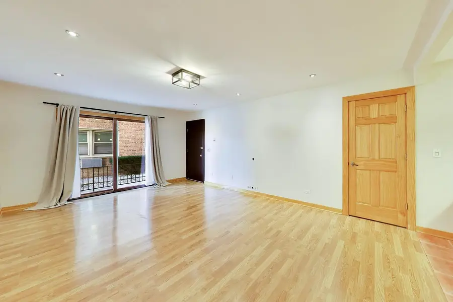 6261 N Northwest Highway #1D, Chicago, IL 60631 - #2
