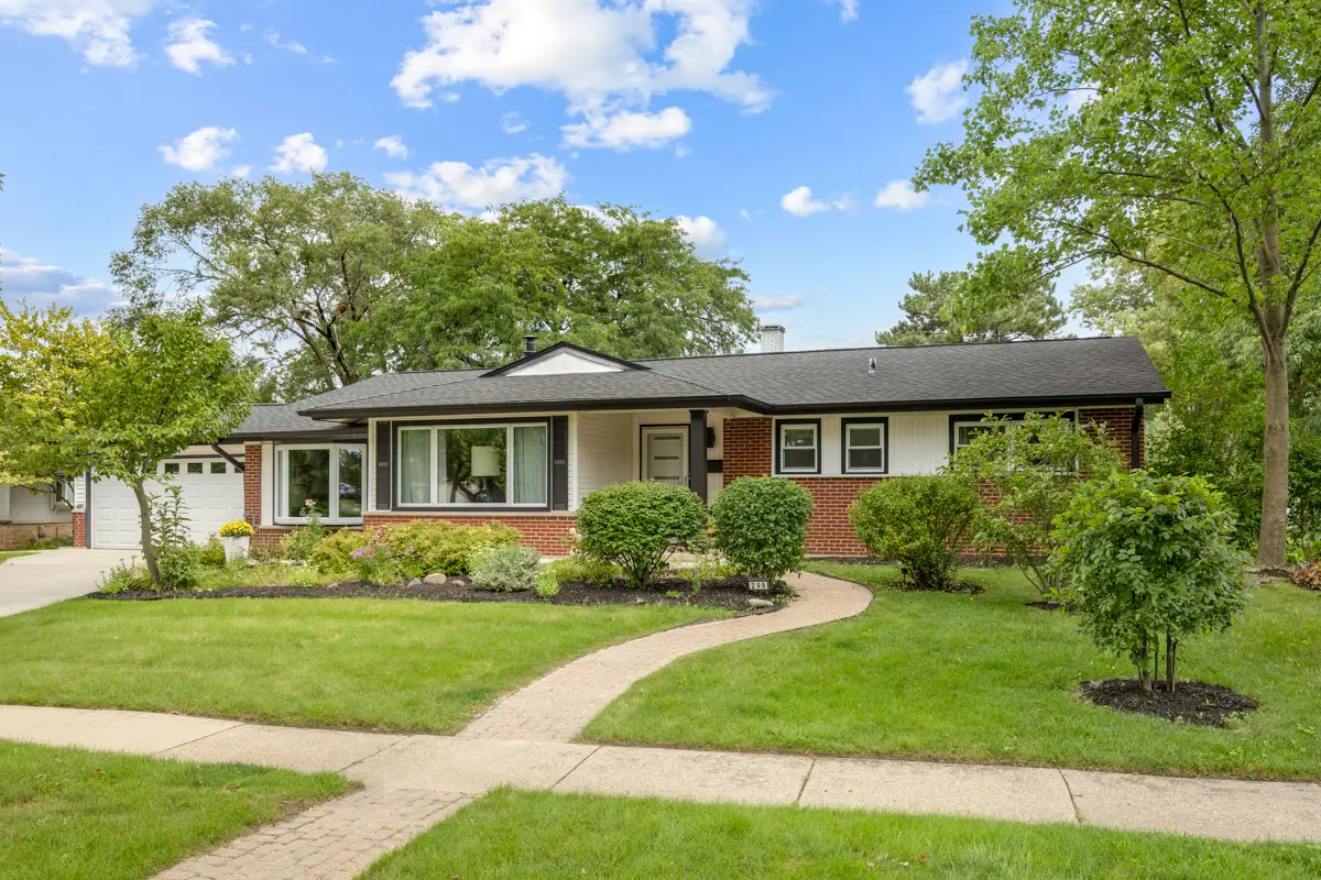 298 Peach Tree Lane, Elk Grove Village, IL 60007 - #1