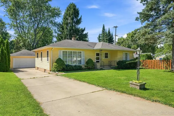 846 N Fifth Avenue, Geneva, IL 60134