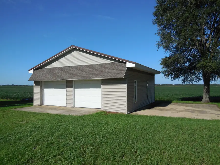 5385 Hoover Road, Rock Falls, IL 61071 - #3