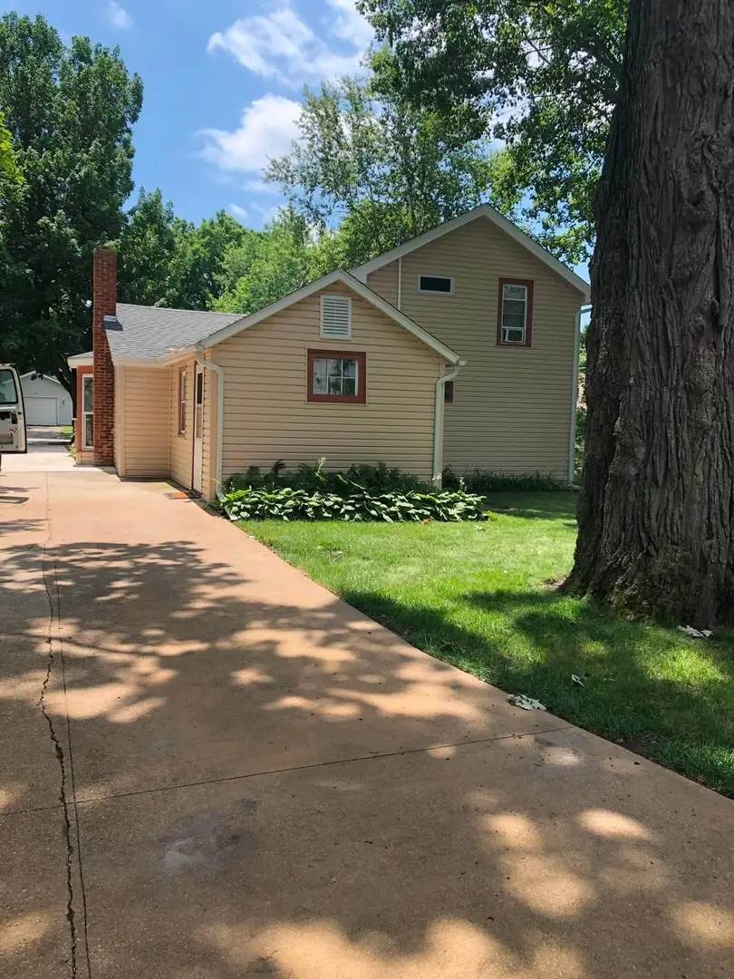 219 W 4th Street, Pecatonica, IL 61063 - #3