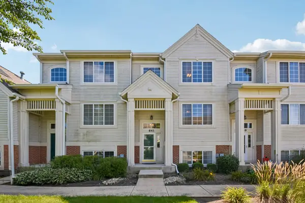 641 S Rosehall Lane, Round Lake, IL 60073