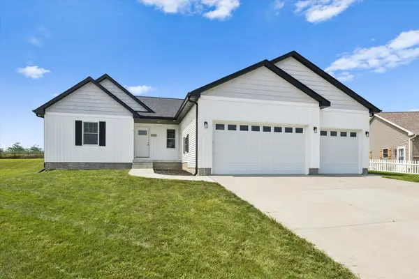 3548 Tower Court, Clinton, IA 52732