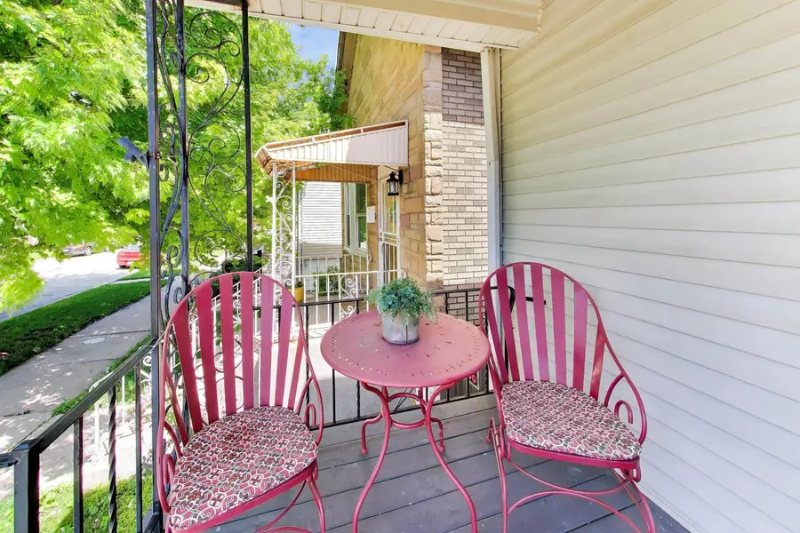 539 W 44th Street, Chicago, IL 60609 - #3