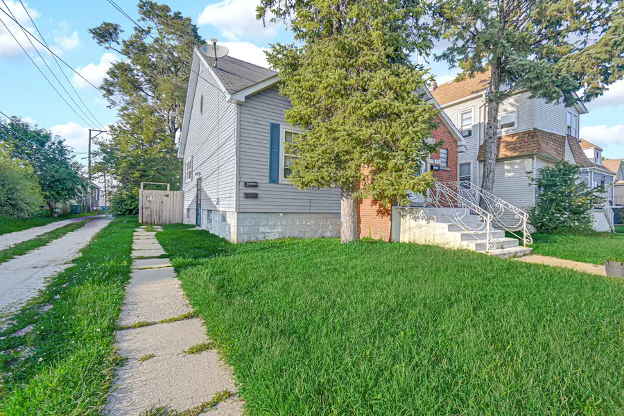 336 153rd Place, Calumet City, IL 60409 - #3