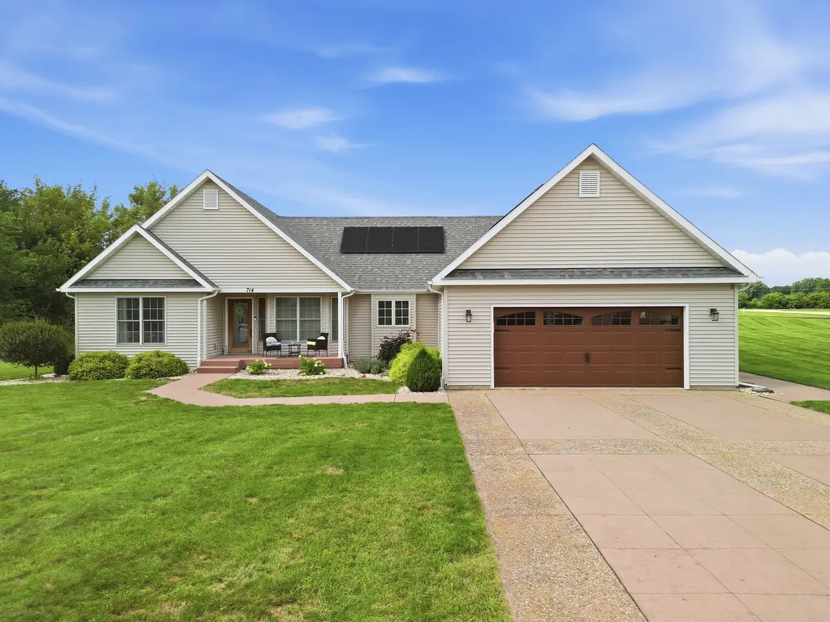 714 Keller Drive, Dixon, IL 61021 - #1