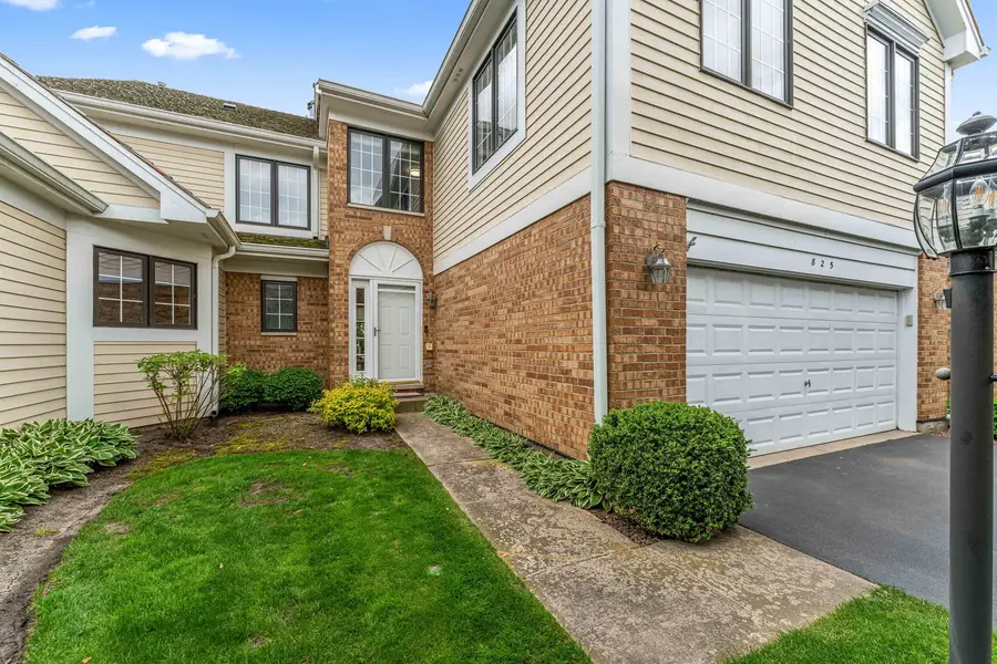 825 Braeman Court, Libertyville, IL 60048 - #2