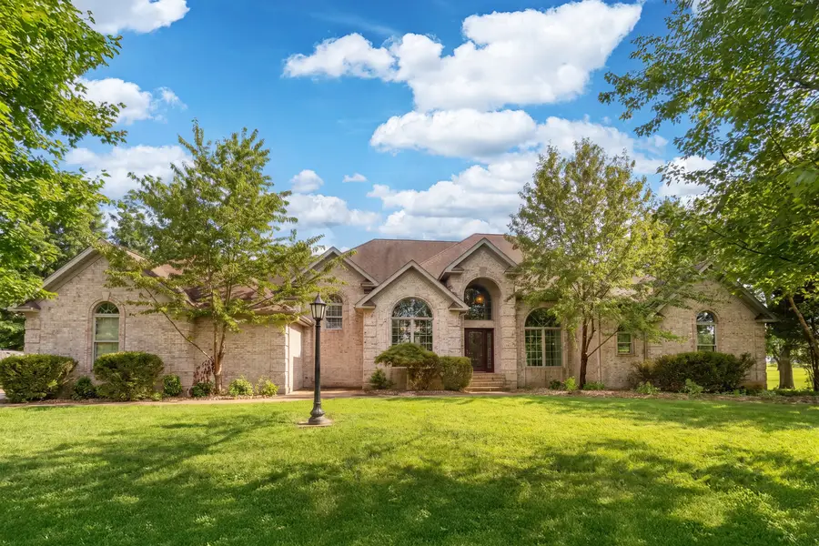 2201 Kingspointe Drive, Marion, IL 62959 - #3