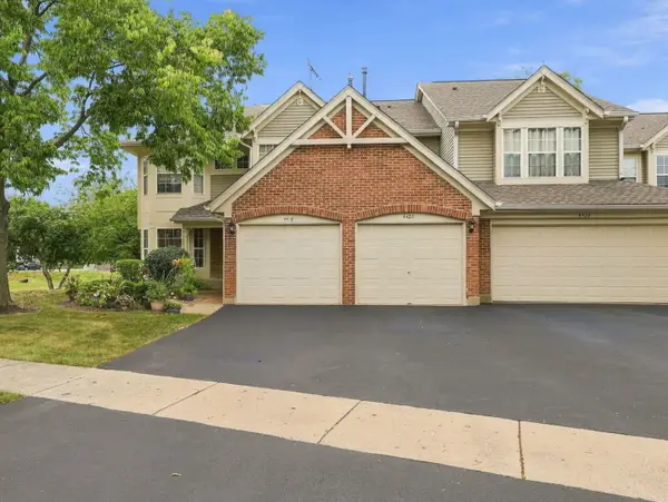 4420 Edinburg Lane, Hanover Park, IL 60133
