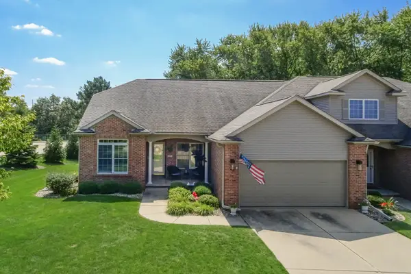 25 Spring Ridge Circle, Bloomington, IL 61704