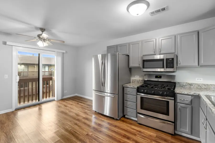 720 Sundown Road #F, South Elgin, IL 60177 - #3