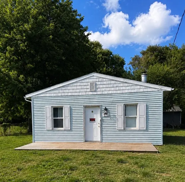 531 Groveland Street, Creve Coeur, IL 61610