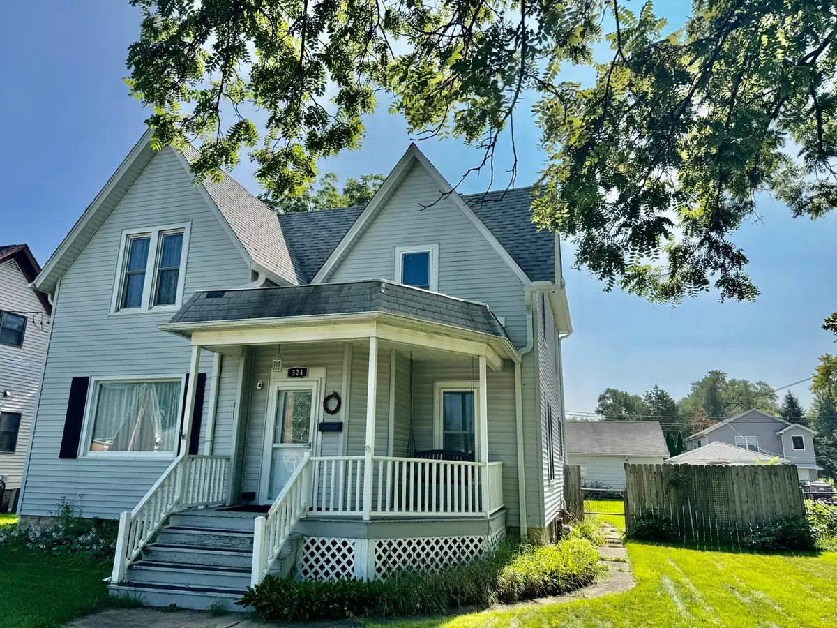 324 S 7th Street, Dekalb, IL 60115 - #1