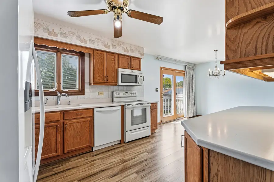 78 S Clarendon Avenue, Addison, IL 60101 - #2